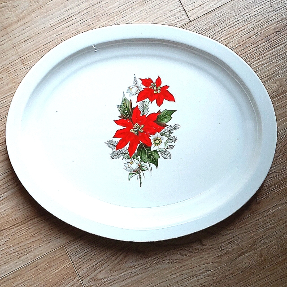 SALE Treasure Craft microwave ovenware holiday poinsettia serving tray